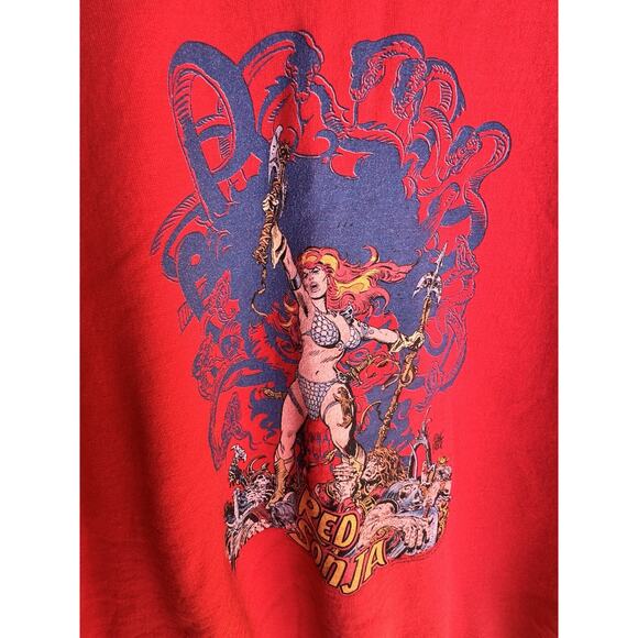 Red Sonja Sweatshirt sword sorcery comicbook Windsor-Smith Marvel Comics retro L - Picture 5 of 5